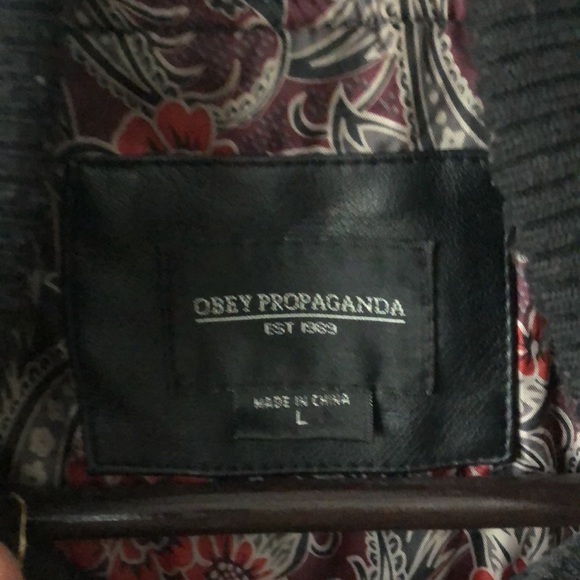 Obey bomber jacket - Picture 2 of 4